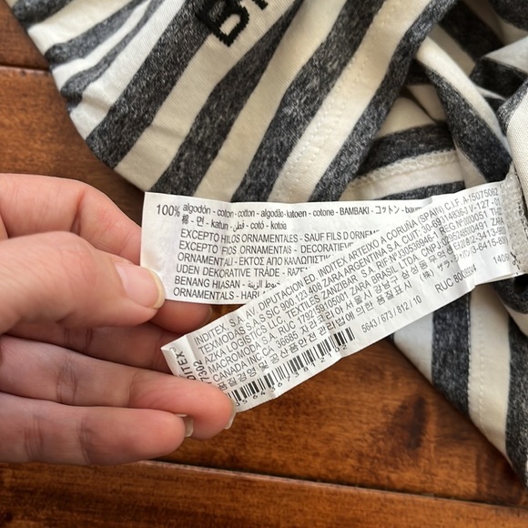 NWT Zara Striped Grey and white Short sleeves Tee      Size 10 unisex - Picture 6 of 7